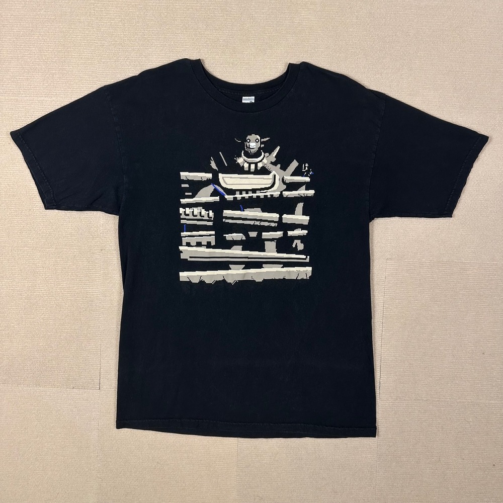 Donkey Kong & Shadow of the Colossus Mashup Graphic T-Shirt L Black Pixel Art